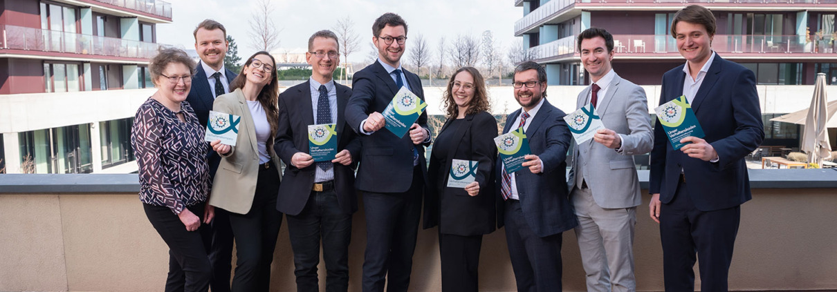 Recht und Compliance Teamfoto Juni 2026